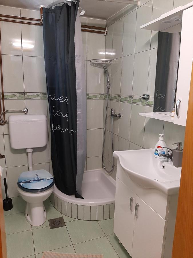 Apartments Maya Biograd Na Moru Exterior photo