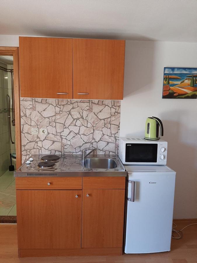 Apartments Maya Biograd Na Moru Exterior photo
